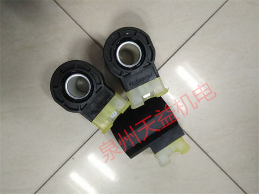 天益機(jī)電力士樂工業(yè)產(chǎn)品   "R928006702" "R901080794 2" "4WE10D50 OFEG220N9K4 M" "4WE6D62 EG220N9K4V" 